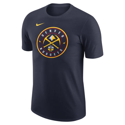 2023 Nuggets Men's Essential Global Logo S/S Tee - Navy